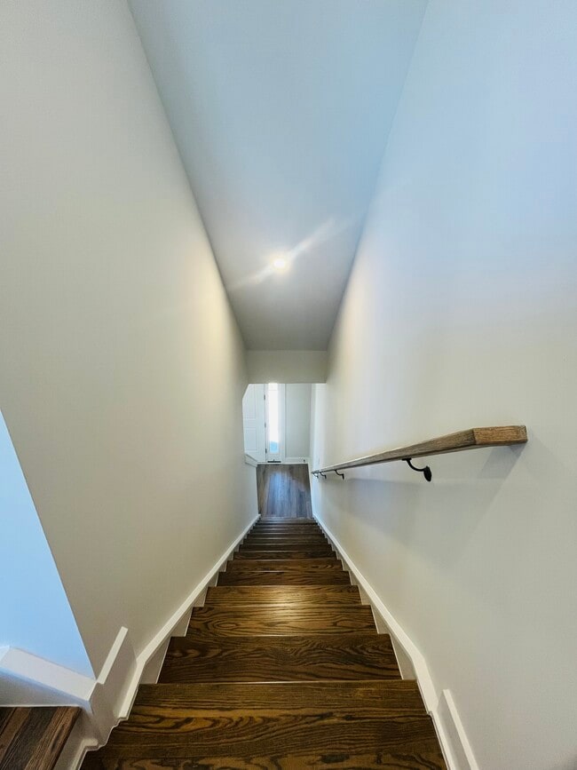 Building Photo - 2615 Wilkinson Pike