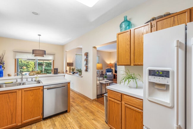 Building Photo - 21142 Braxton Ln