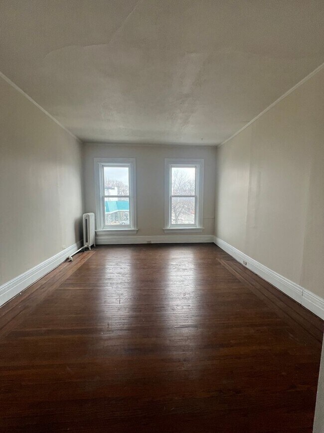 Building Photo - 1400 N 2nd St