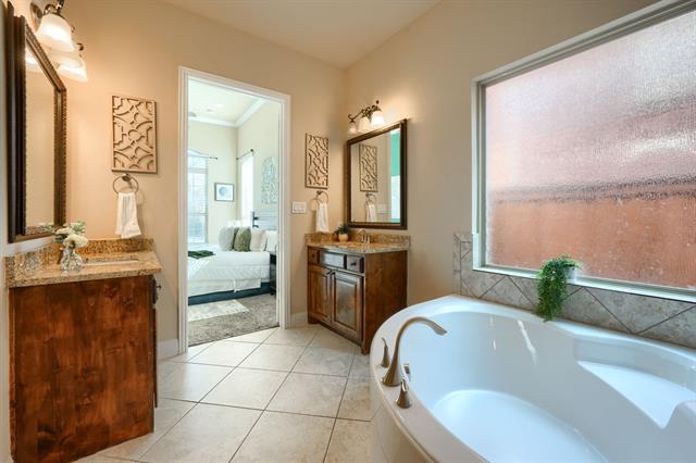 Building Photo - 7119 Isle Royale Ln