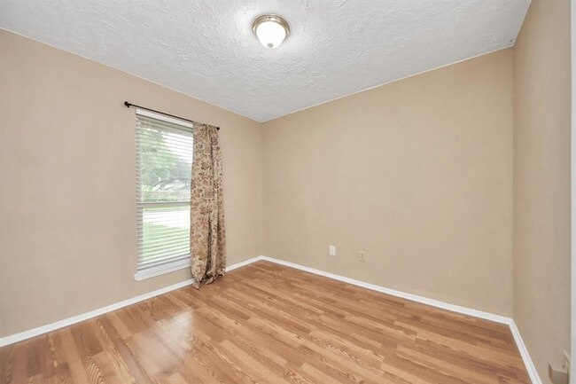 Building Photo - 2614 Cobble Ridge Dr