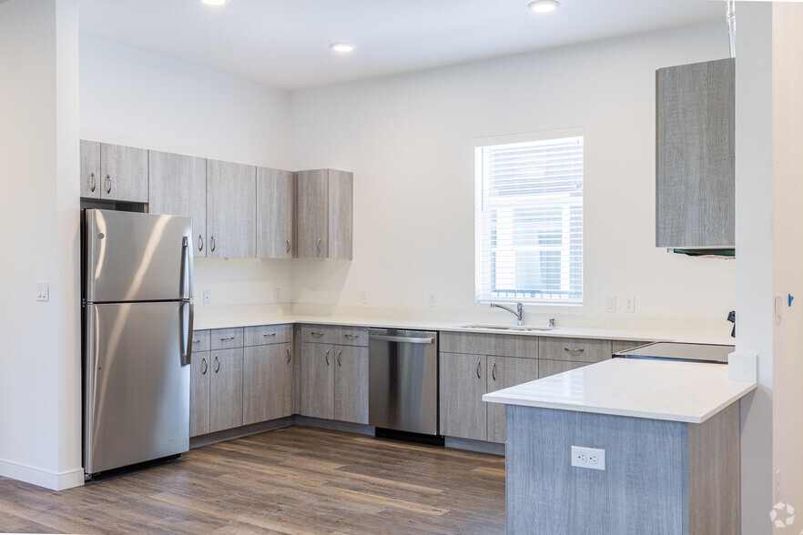 1BR, 1BA - 956 SF - 134th Street Lofts