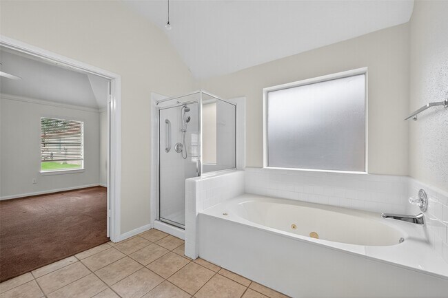 Building Photo - 914 W Peach Hollow Cir