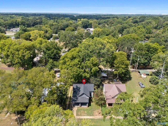 Building Photo - 109 5th Ave NW