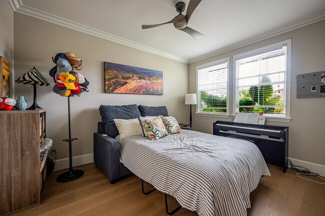 Building Photo - Resort-Style Encinitas Estate with Pool UNFURNISHED