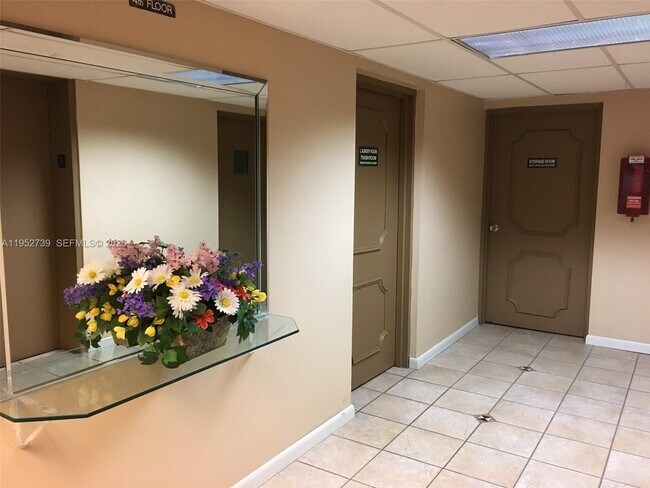 Building Photo - 701 Three Islands Boulevard