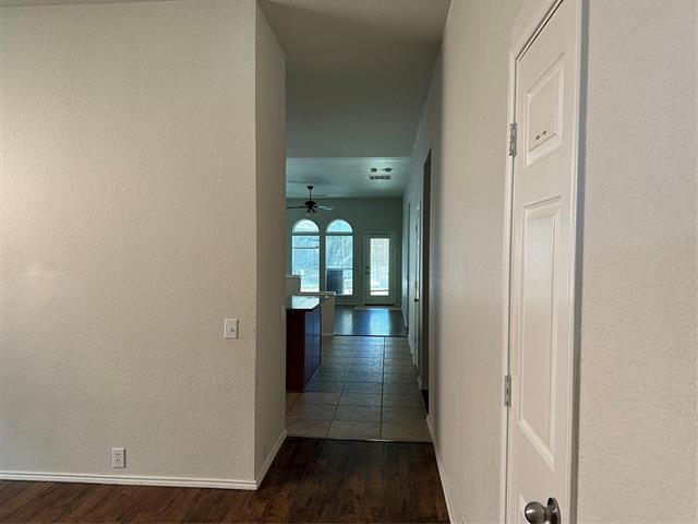 Building Photo - 2805 Ariel Cove