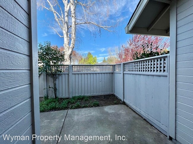Building Photo - 2 br, 2.5 bath House - 36 Valley Club Circle