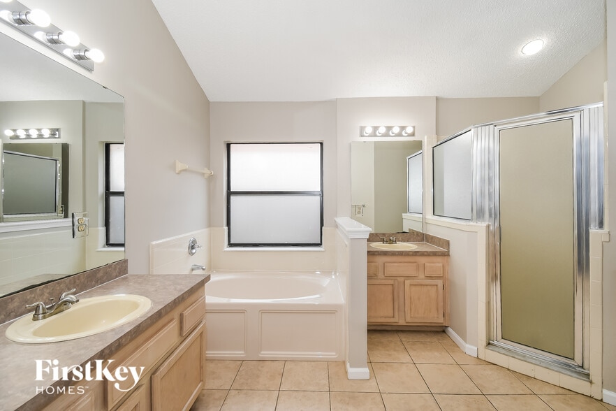 Building Photo - 561 Sparrow Branch Cir