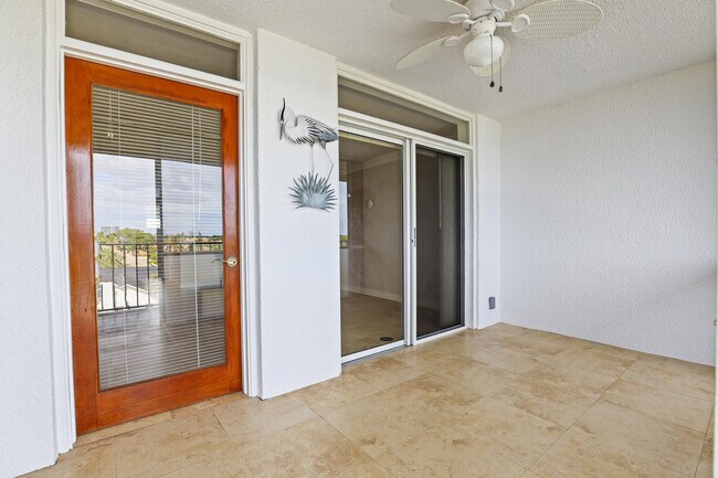 Building Photo - 109 Paradise Harbour Blvd