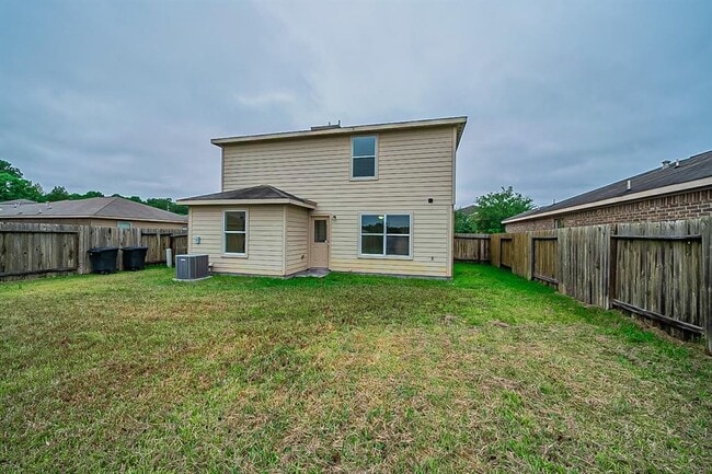 Building Photo - 28877 San Bernard River Loop