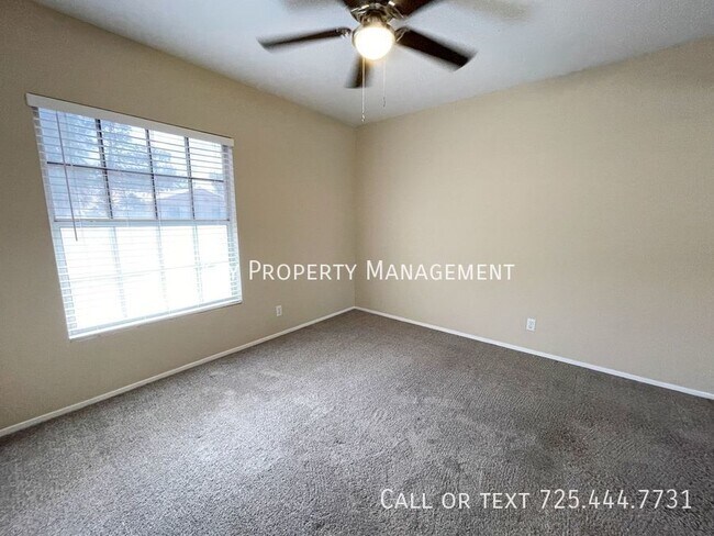 Building Photo - 3 BEDROOM 3 BATH TOWNHOME IN HENDERSON NEA...