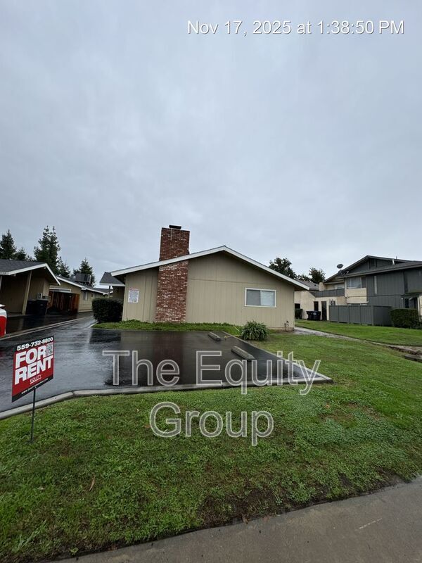 Primary Photo - 2736 S Sallee St