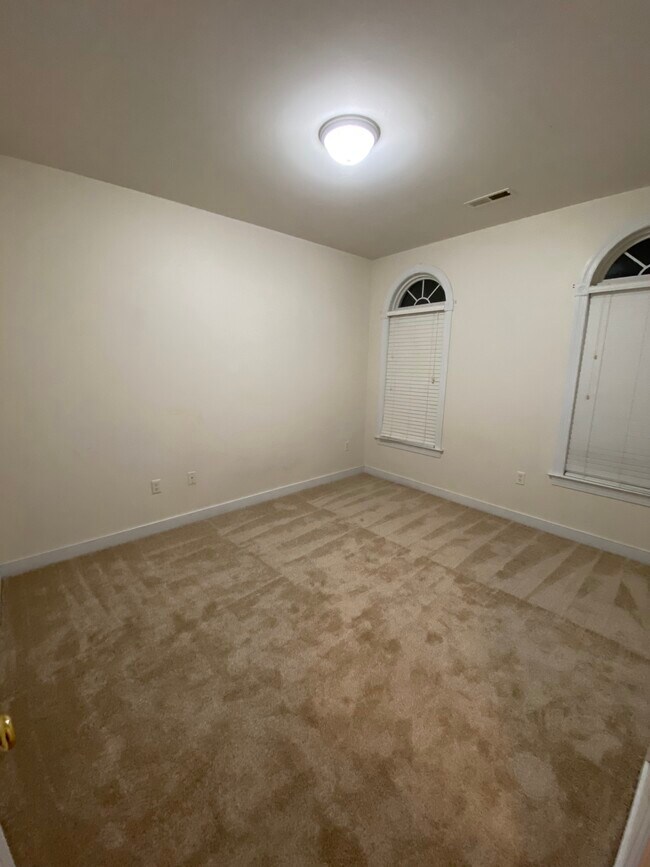 Building Photo - 3401 Bartley Pond Pl