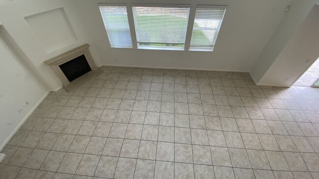 Building Photo - Mountain House Home Spacious 4 Bedroom, 3.5 Bath Home with Bonus Loft