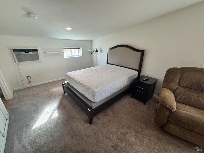 Primary Photo - 3753 Santa Rosa Ave