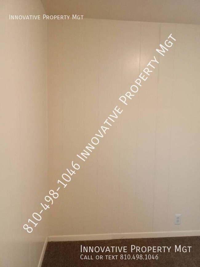 Building Photo - 2106 E Bristol Rd