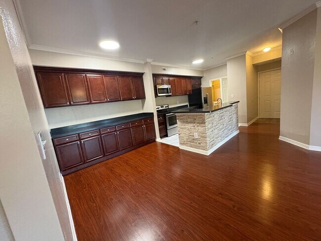 Building Photo - 5618 Pinnacle Heights Cir
