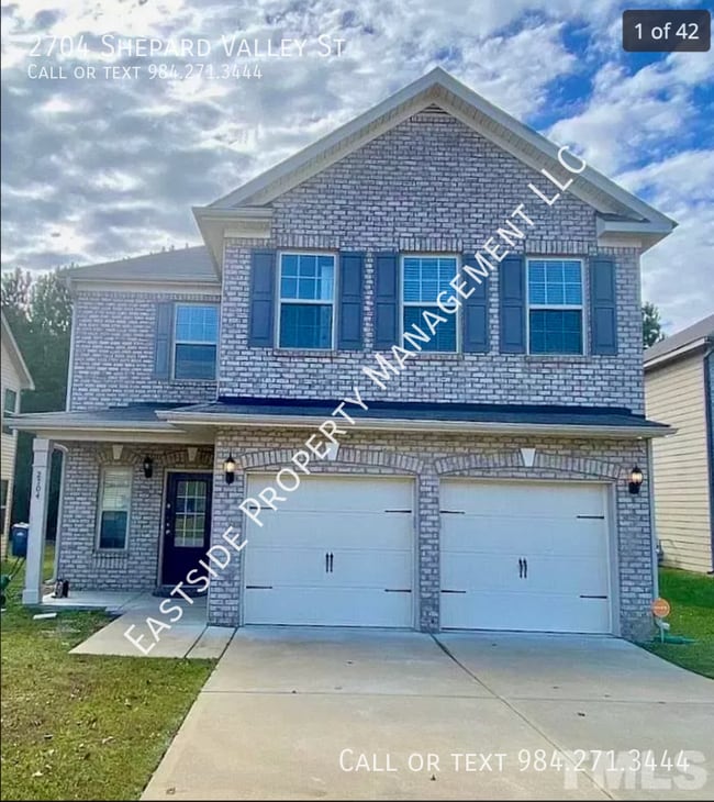 Primary Photo - 2704 Shepherd Valley St