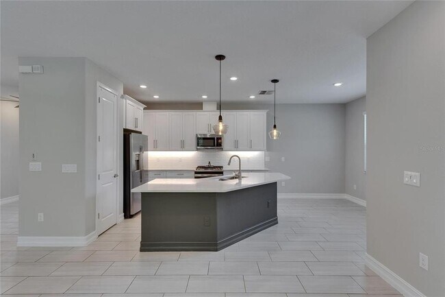 Building Photo - 4899 Isola Ct