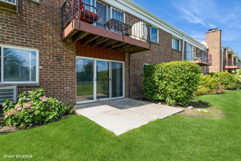 Building Photo - 10365 Dearlove Rd