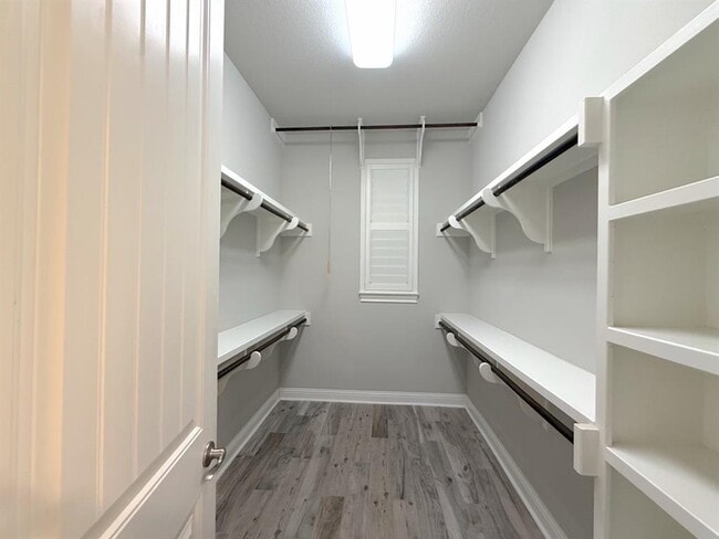 Building Photo - 2900 Browntop Ct