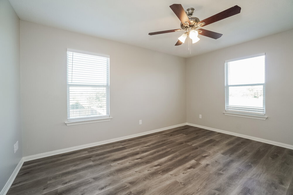 Building Photo - 5370 Kyla Cir
