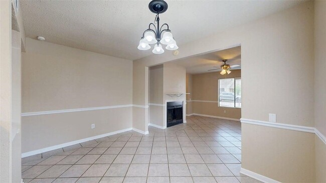 Building Photo - 1506 Lemon Tree Ln