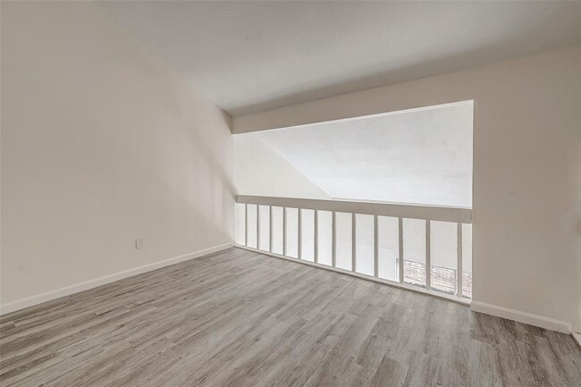 Building Photo - 12632 Newbrook Dr