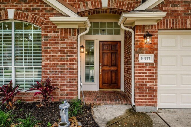 Building Photo - 10222 Squirehill Ct