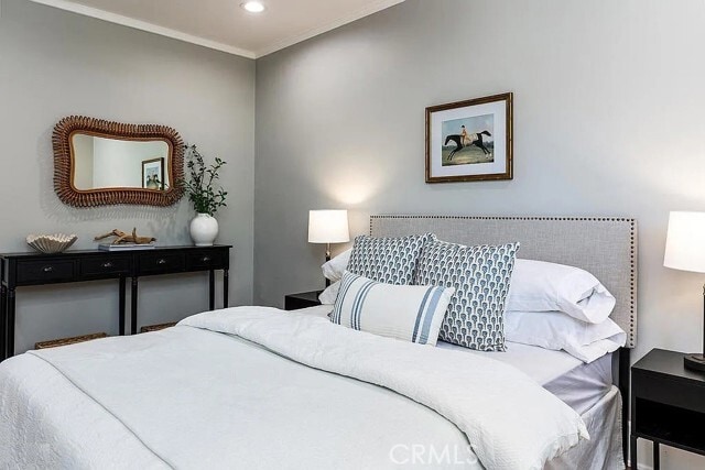 Building Photo - 977 N Hill St