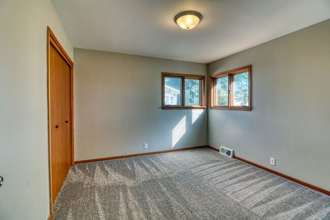 Building Photo - 1817 14th St S