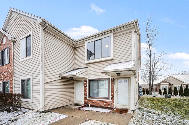 Building Photo - 30657 Hidden Pines Ln