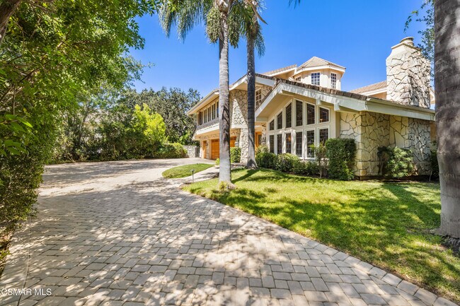 Building Photo - 1241 Canyon Rim Cir