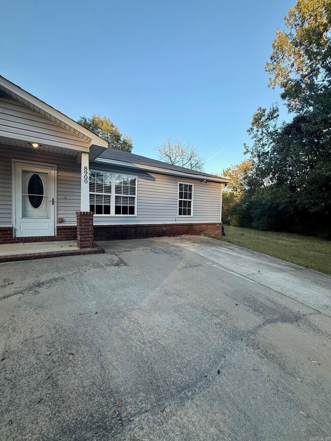 Primary Photo - 8900 Eskabar Dr