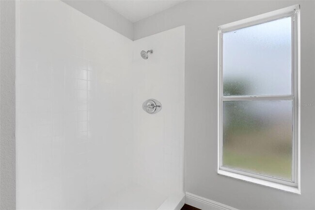 Building Photo - 1121 Needlewood Loop