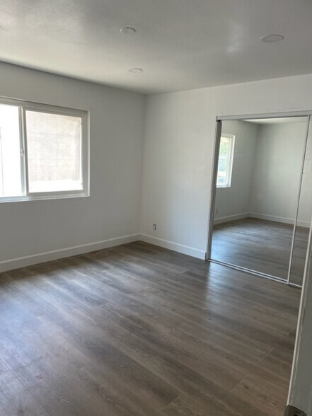 Building Photo - 2543 Yorkshire Way