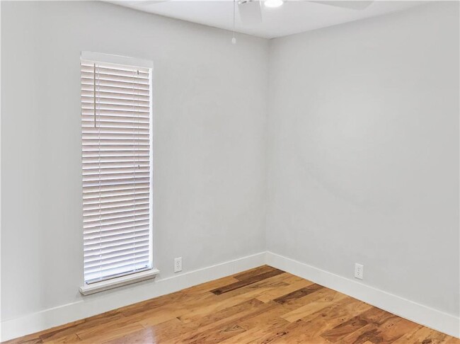 Building Photo - 5820 Berkman Dr