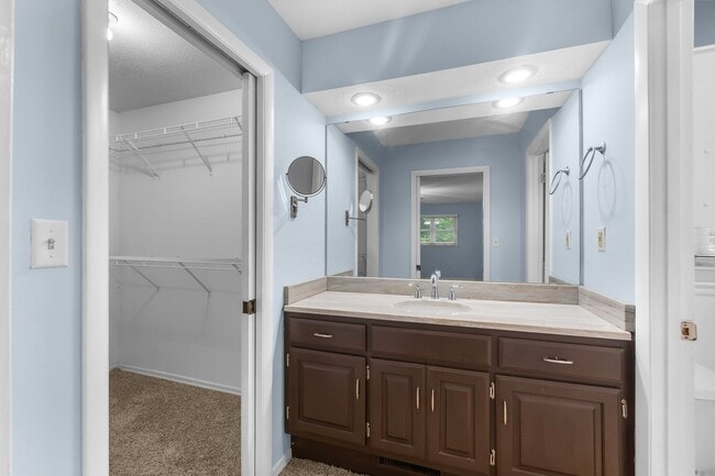 Building Photo - Beautiful Home in Cape Girardeau!