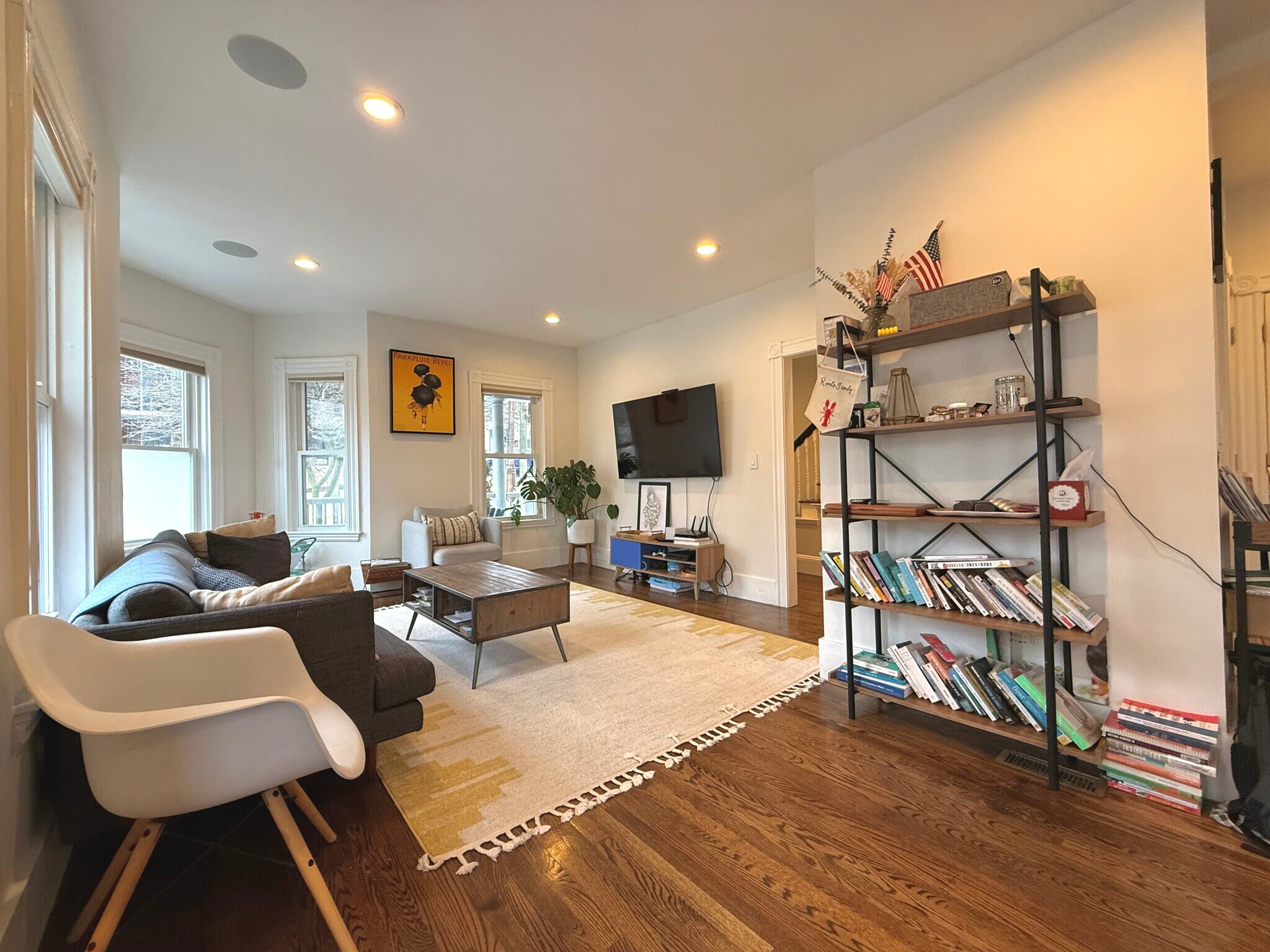 Building Photo - 52 Brastow Ave