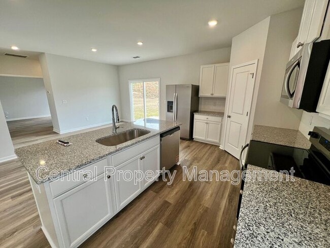 Building Photo - 458 Haddon Trl