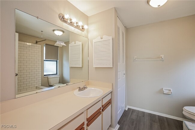 Building Photo - 9292 Mooring Cir