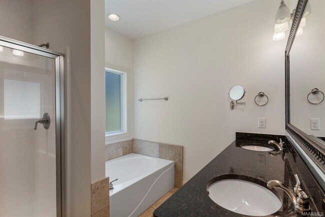 Building Photo - 30 Payton Ct