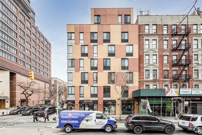 Building Photo - 1473  5th Avenue