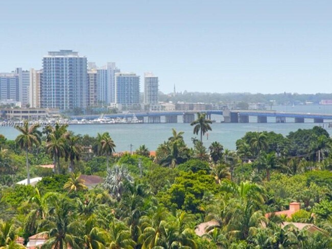 Building Photo - 5875 Collins Ave