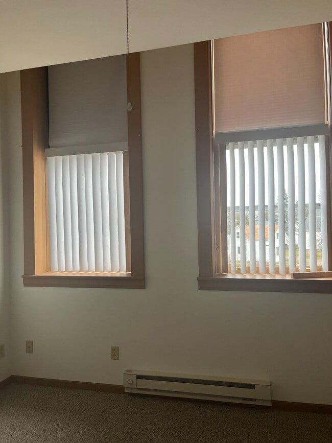 Building Photo - Heritage House Apartments