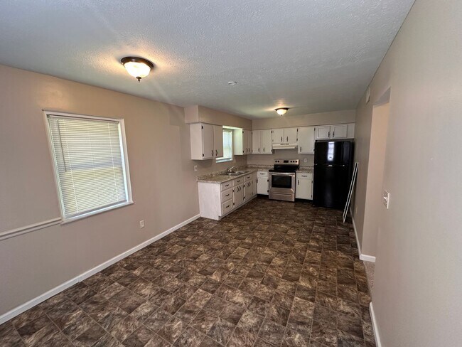 Building Photo - 8570 Fairway Trail