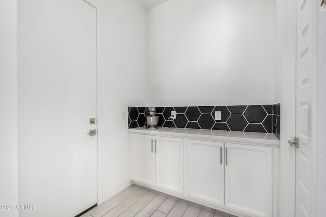 Building Photo - 12637 W Cassia Trail