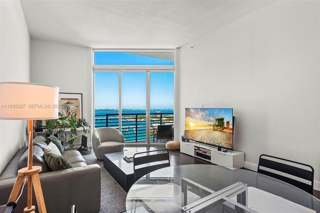 Building Photo - 335 S Biscayne Blvd