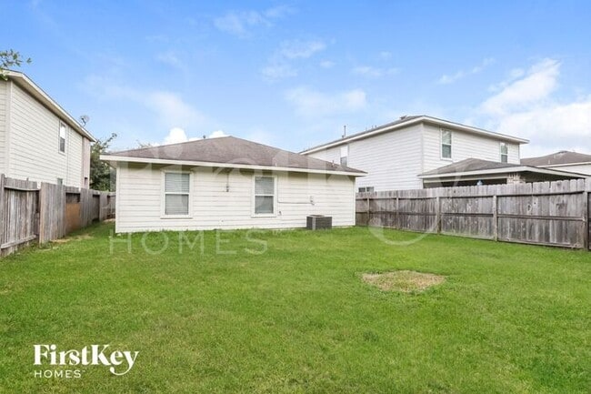 Building Photo - 5227 Roth Forest Ln
